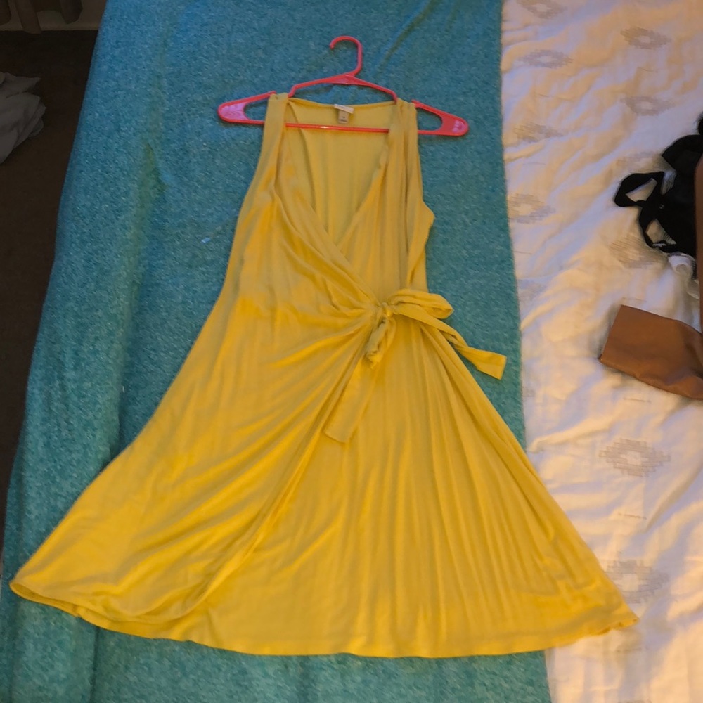 Wrap dress - yellow
